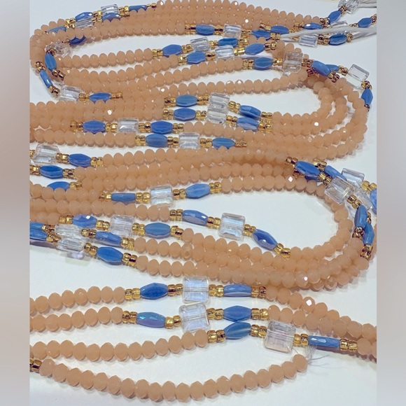 WaistFullofBeads 📿 Jewelry - NWT “PEACHEEZZZ” Crystalline Beads w/Clear, Blue & Gold accents up to 50 length